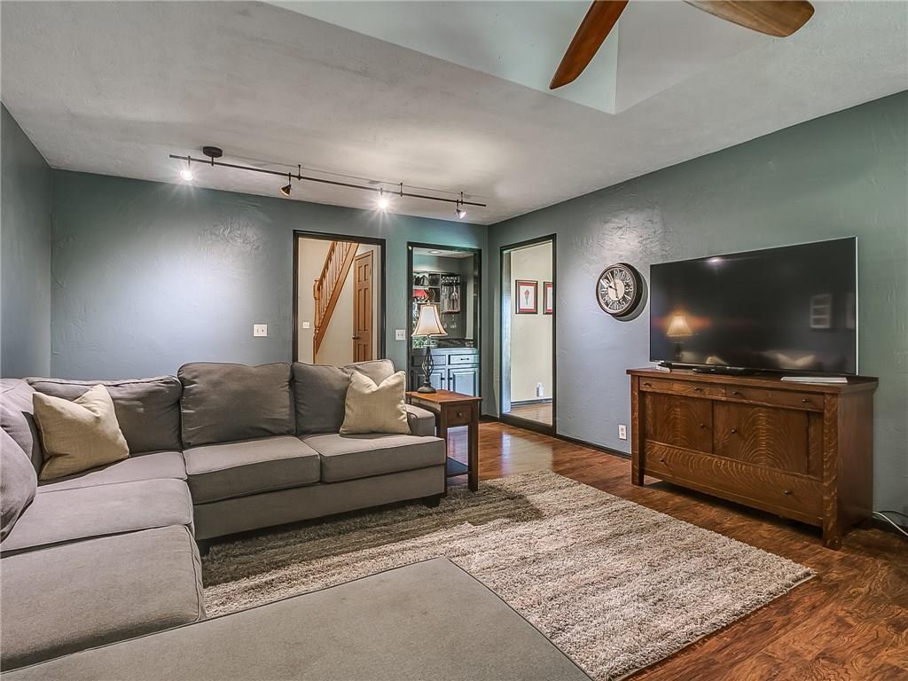 13001 Red Eagle Pass, Edmond, OK 73013 photo 8
