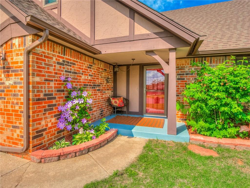 13001 Red Eagle Pass, Edmond, OK 73013 photo 2