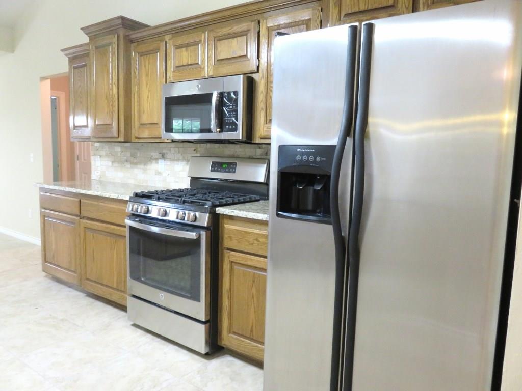 520 Peacock Cir, Altus, OK 73521 photo 5