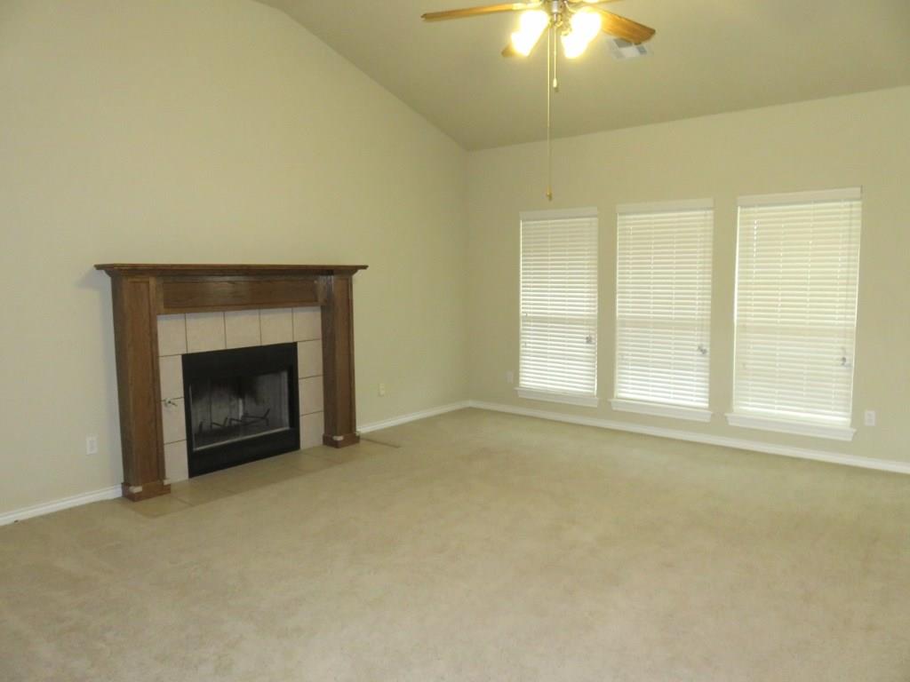 520 Peacock Cir, Altus, OK 73521 photo 2