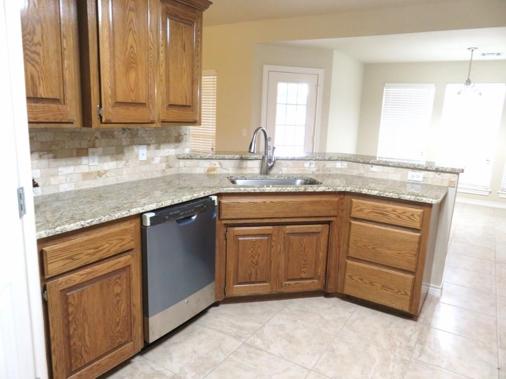 520 Peacock Cir, Altus, OK 73521 photo 7