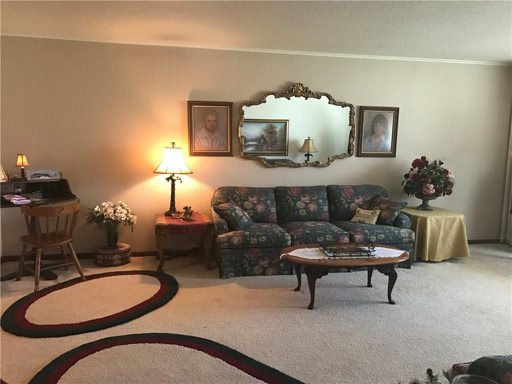 700 E Broadway, Thomas, OK 73669 photo 2