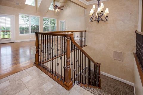 5850 E Tecumseh Rd, Norman, OK 73026 photo 4