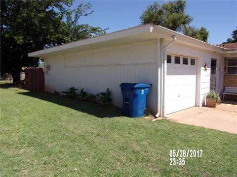 302 Suwanee, Burns Flat, OK 73624 photo 2