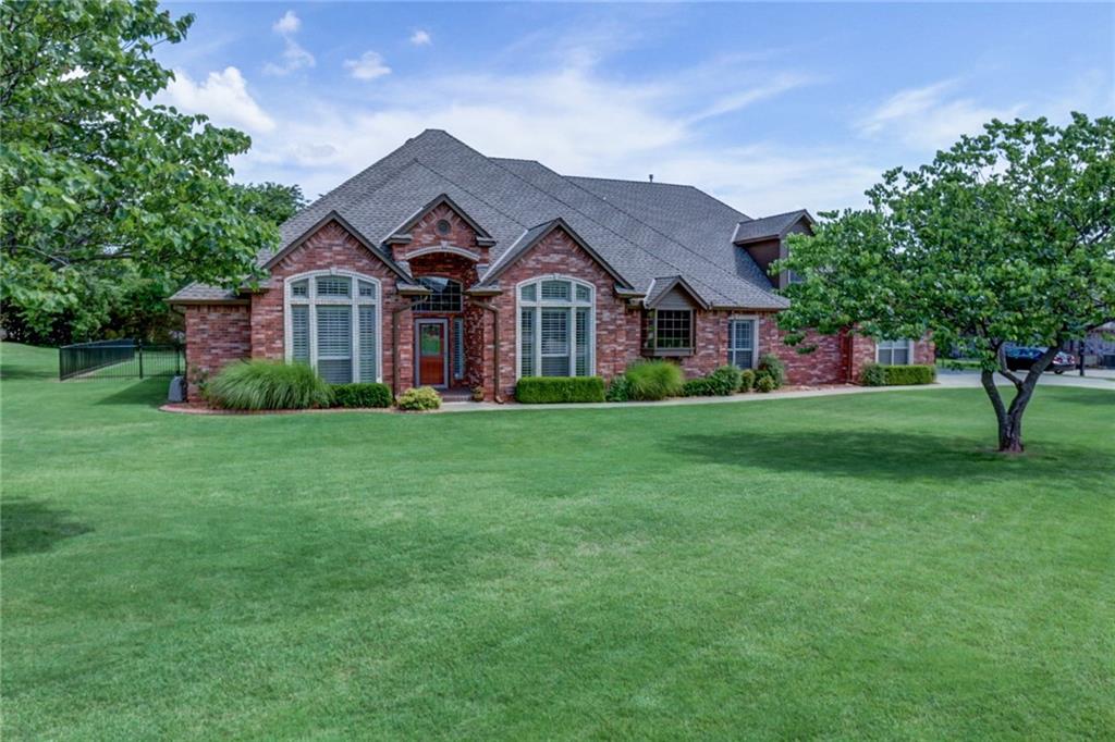 1609 SW 40th St, Moore, OK 73160 photo 1