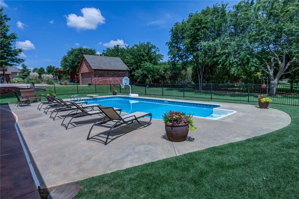 1609 SW 40th St, Moore, OK 73160 photo 32