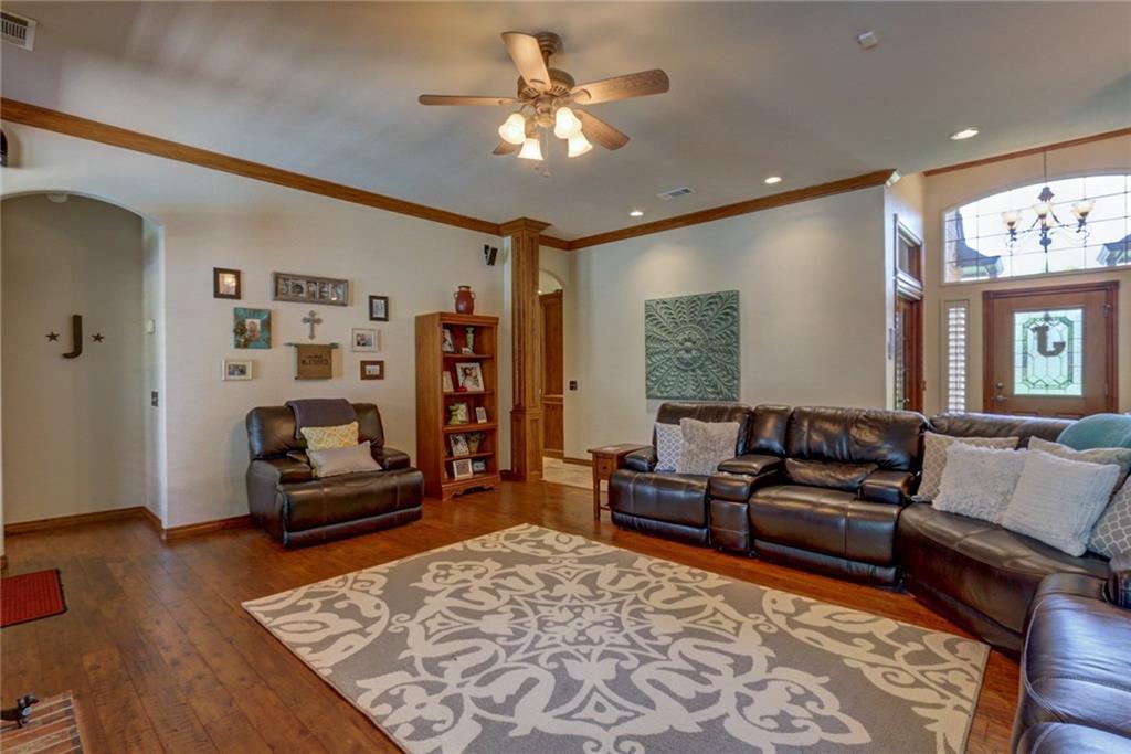 1609 SW 40th St, Moore, OK 73160 photo 7
