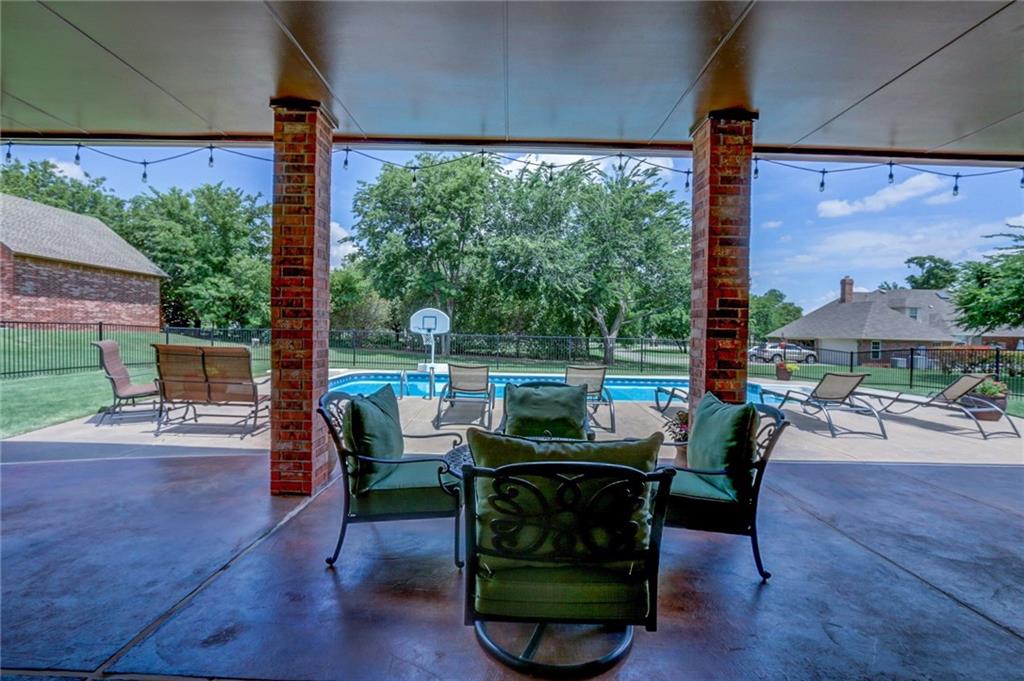 1609 SW 40th St, Moore, OK 73160 photo 36