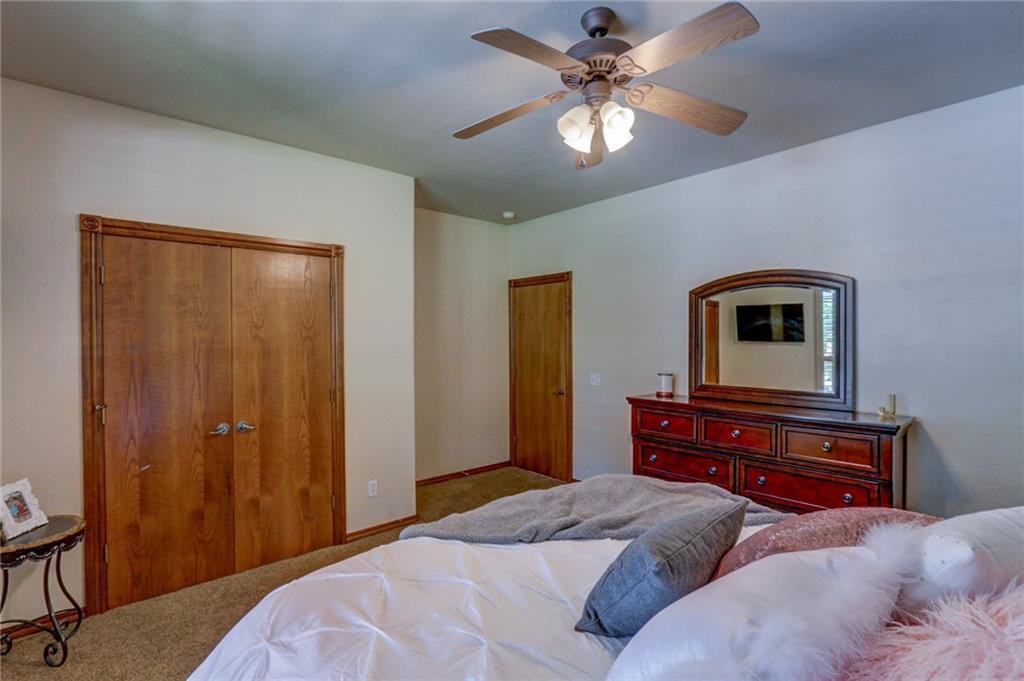 1609 SW 40th St, Moore, OK 73160 photo 25