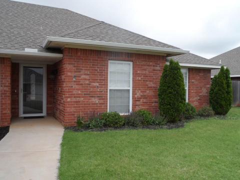 3012 White Tail Dr, Altus, OK 73521 photo 2