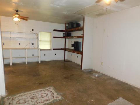 19 E Lake Spgs, Mcloud, OK 74851 photo 9