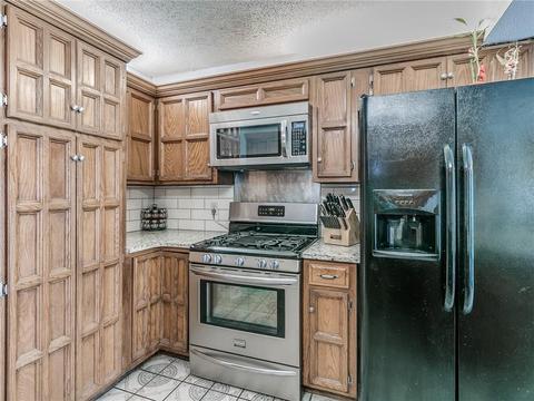 800 N Parkview, Moore, OK 73170 photo 7