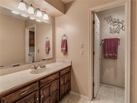 800 N Parkview, Moore, OK 73170 photo 22