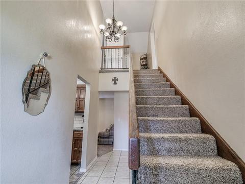 800 N Parkview, Moore, OK 73170 photo 6