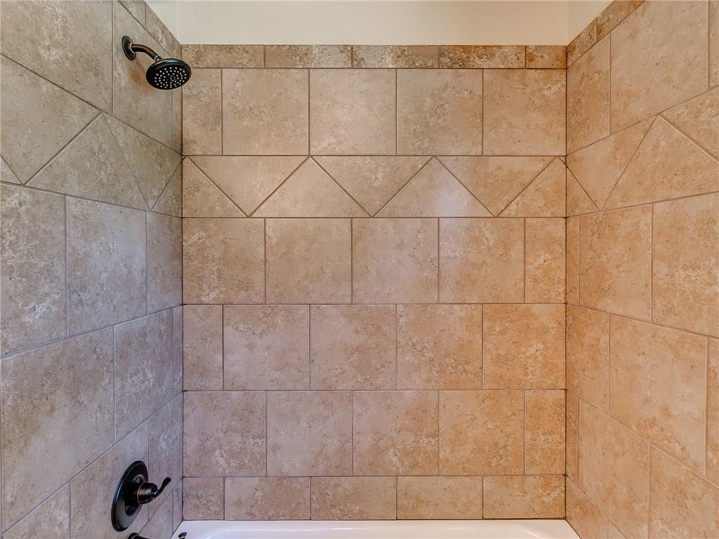 984 Tim Holt Dr, Harrah, OK 73045 photo 22
