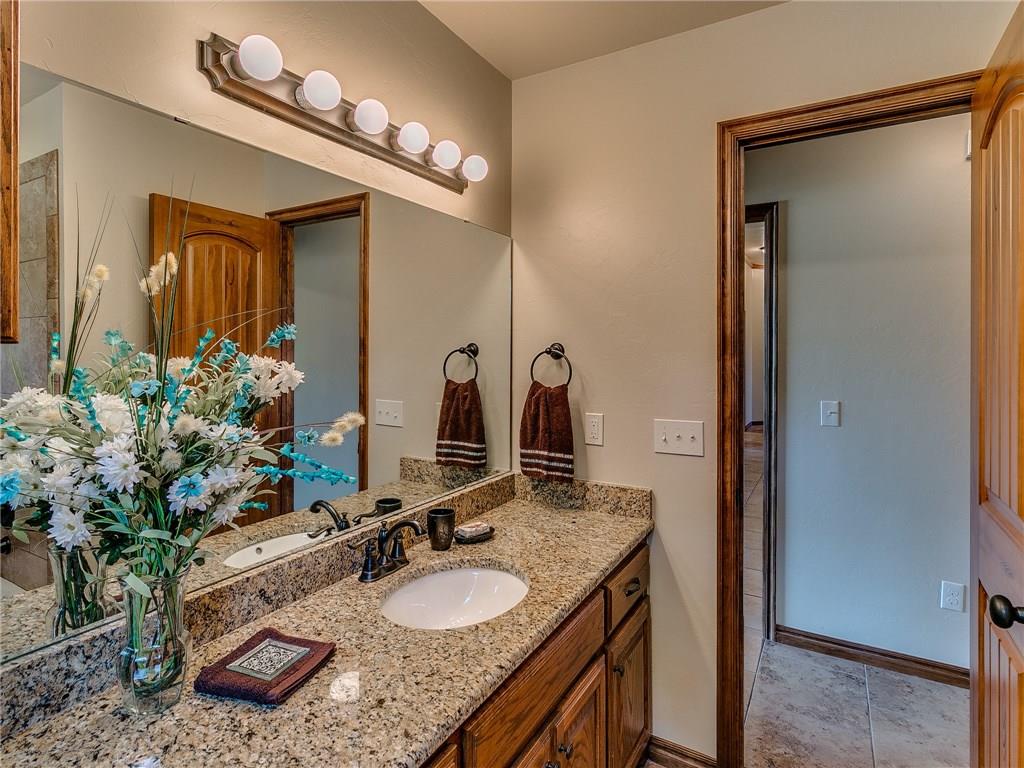 984 Tim Holt Dr, Harrah, OK 73045 photo 35