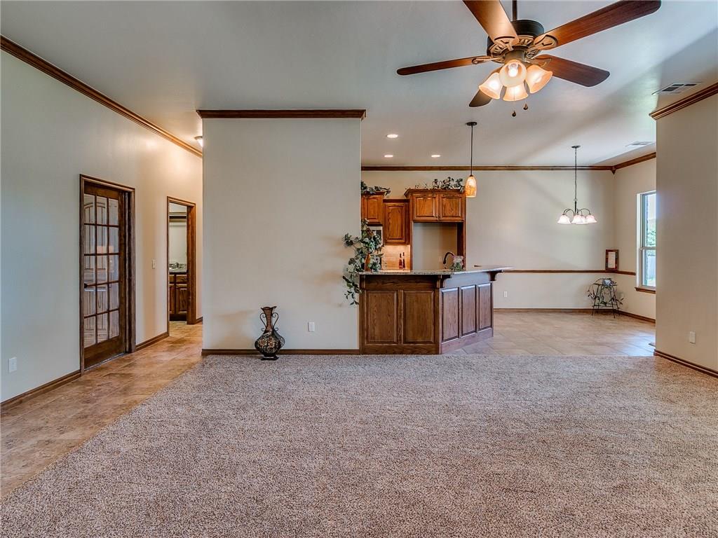 984 Tim Holt Dr, Harrah, OK 73045 photo 6