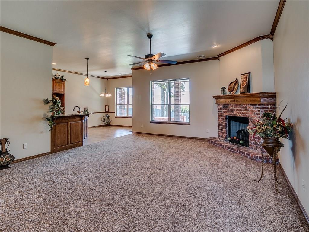 984 Tim Holt Dr, Harrah, OK 73045 photo 5