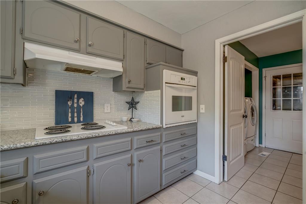 2117 Fox, Moore, OK 73160 photo 17