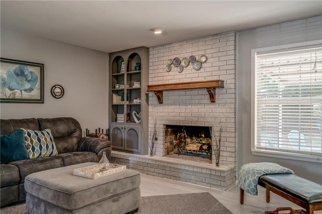 2117 Fox, Moore, OK 73160 photo 4