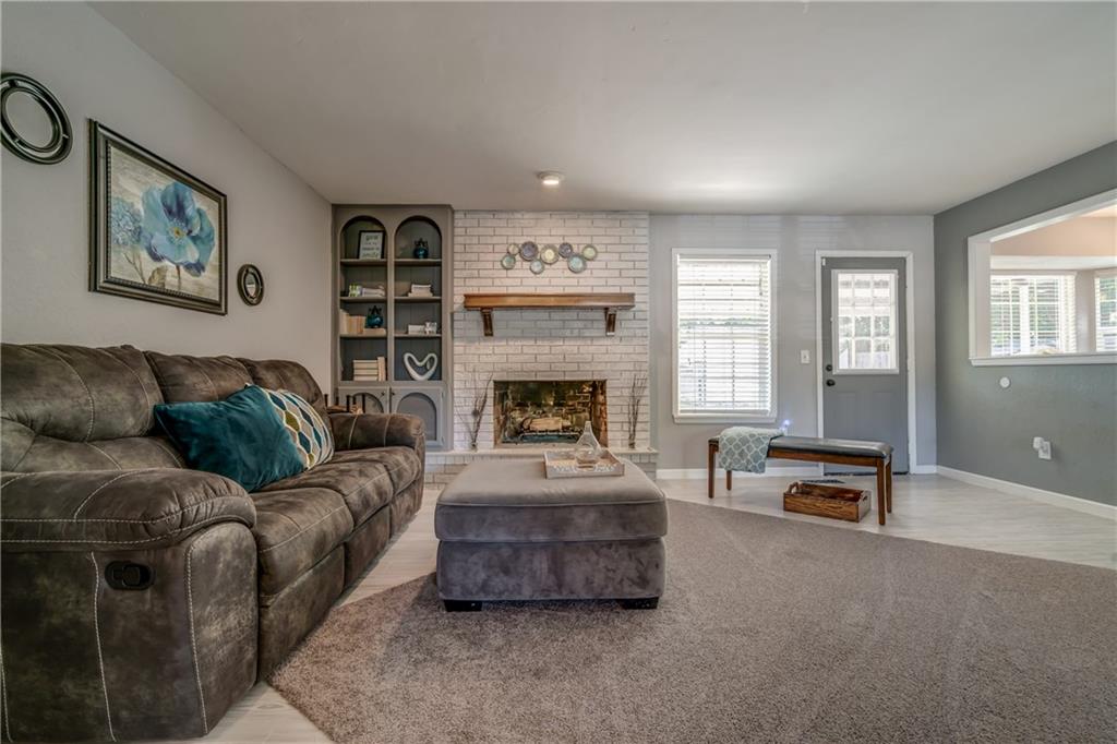2117 Fox, Moore, OK 73160 photo 7