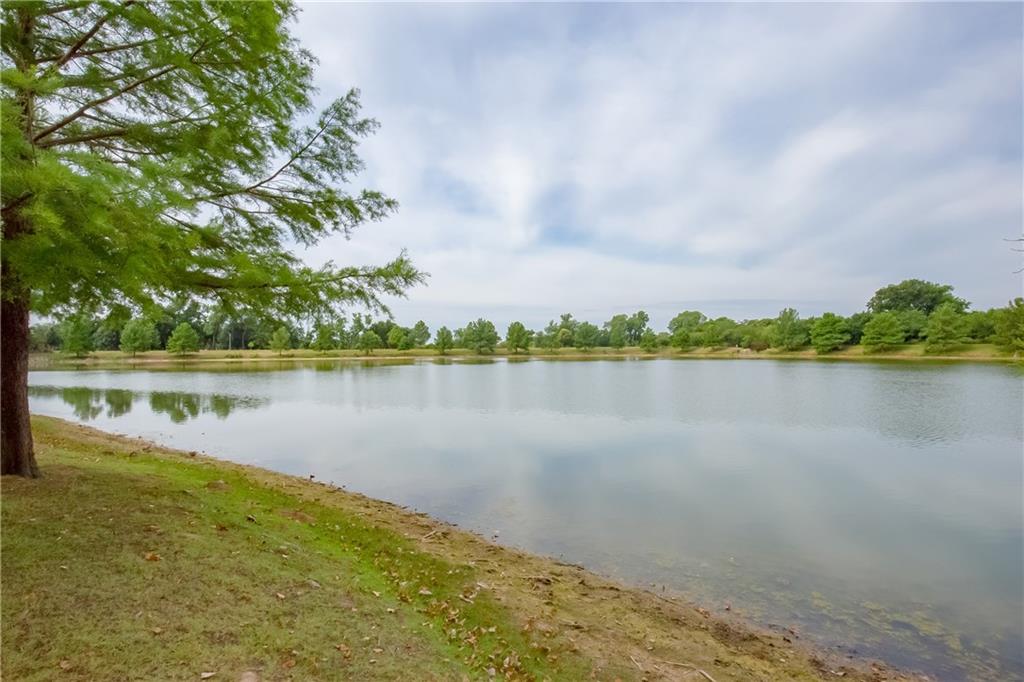 4917 Deerhurst, Norman, OK 73072 photo 32