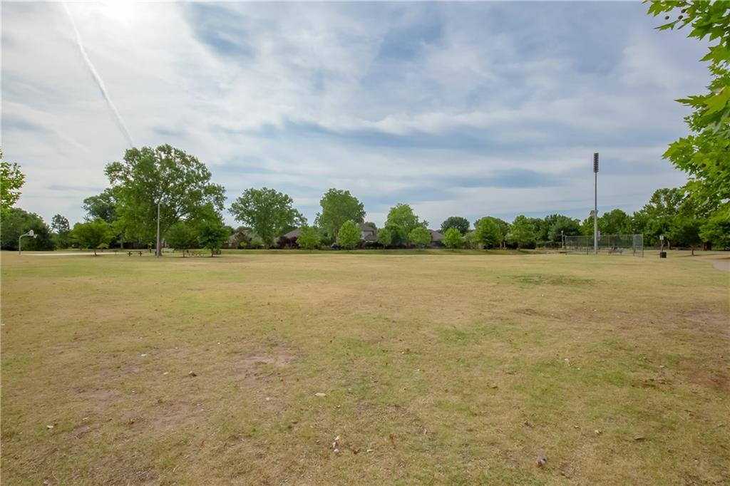 4917 Deerhurst, Norman, OK 73072 photo 30