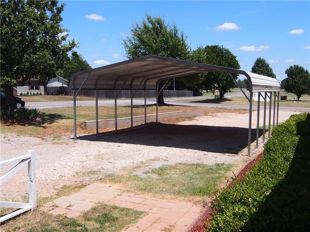 111 Sunset Dr, Mcloud, OK 74851 photo 4