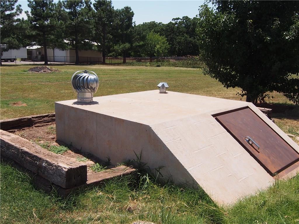 111 Sunset Dr, Mcloud, OK 74851 photo 31