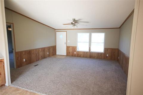 501 W Sharp Ave, Washington, OK 73093 photo 13