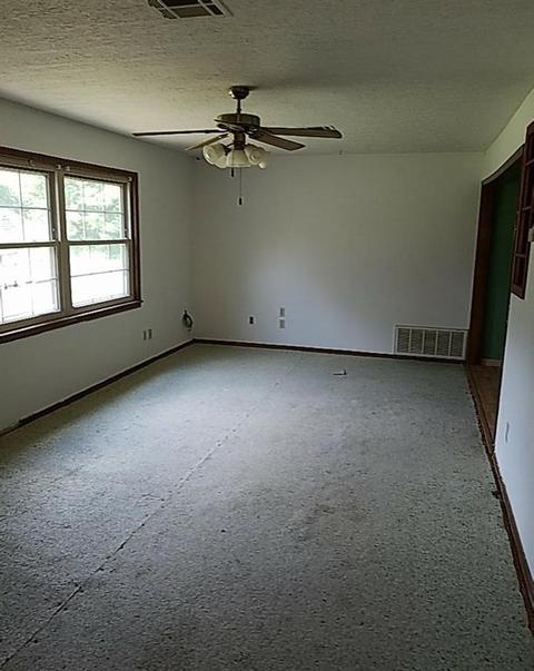 299332 E 1665 Rd, Foster, OK 73434 photo 2