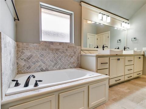 17517 Melville Ln, Edmond, OK 73012 photo 24
