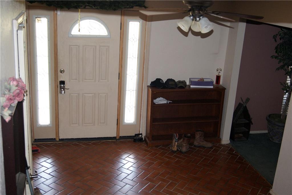 2181 S Blackberry, Mcloud, OK 74851 photo 15