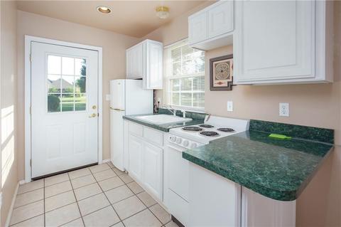 219 Cambrye Dr, Tuttle, OK 73089 photo 27