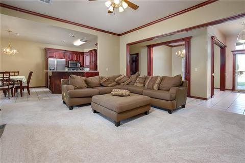 219 Cambrye Dr, Tuttle, OK 73089 photo 6
