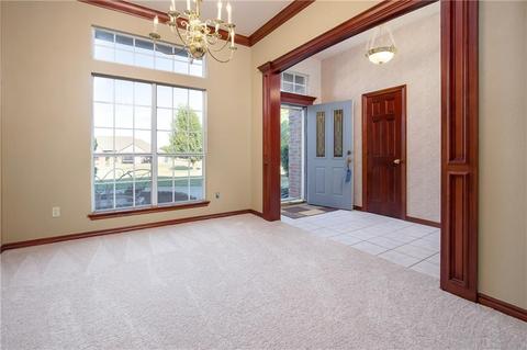 219 Cambrye Dr, Tuttle, OK 73089 photo 5