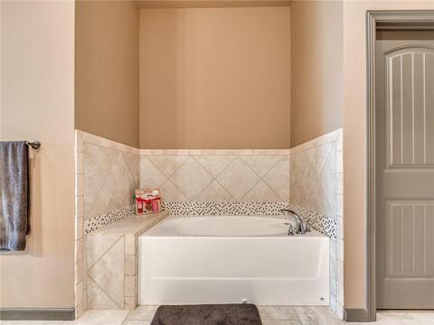 2500 Langley Ct, Norman, OK 73071 photo 13