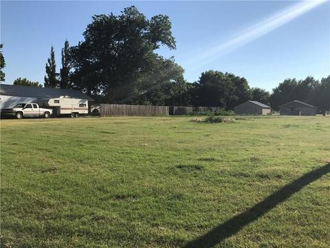 311 N Walnut Ave, Erick, OK 73645 photo 30