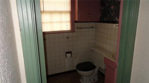601 E Commerce St, Altus, OK 73521 photo 11