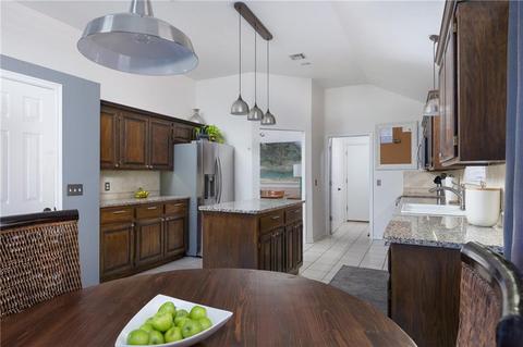 2912 Devonshire, Norman, OK 73071 photo 9