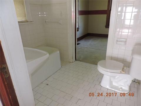 404 SW 2nd St, Tuttle, OK 73089 photo 10