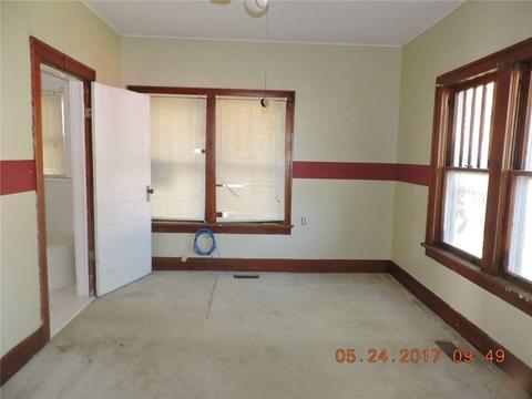 404 SW 2nd St, Tuttle, OK 73089 photo 11