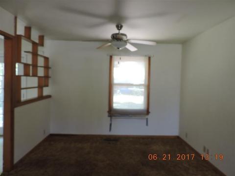 16 Circle Dr, Chickasha, OK 73018 photo 6