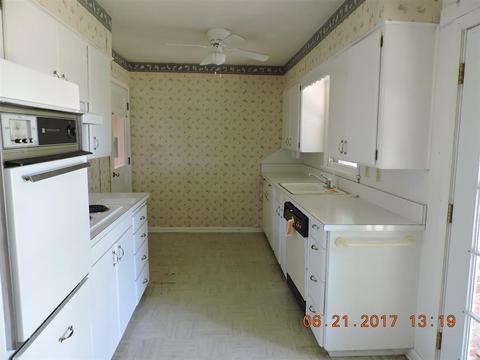 16 Circle Dr, Chickasha, OK 73018 photo 4