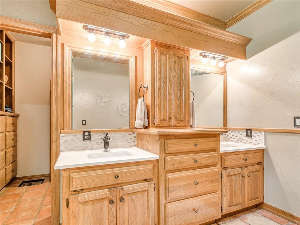 3021 S Pine St, Guthrie, OK 73044 photo 16