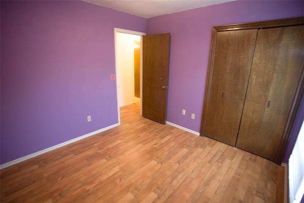 1304 W Cedarbrook Ln, Moore, OK 73170 photo 10