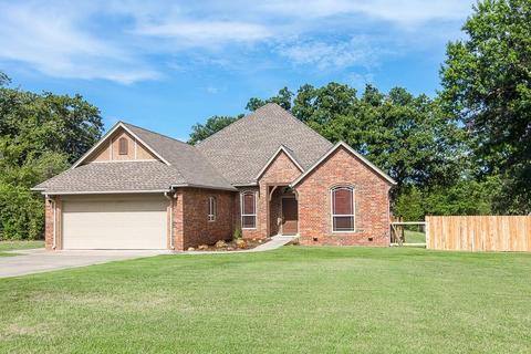 959 Hampton, Harrah, OK 73045 photo 2