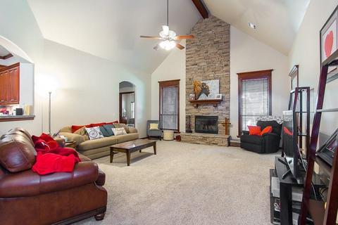 959 Hampton, Harrah, OK 73045 photo 5