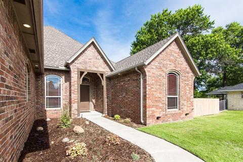 959 Hampton, Harrah, OK 73045 photo 3