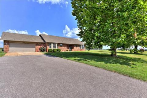 403 E Lakeview, Tecumseh, OK 74873 photo 3